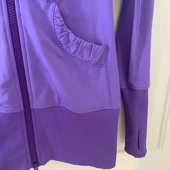 LULULEMON Purple Full Zip Long Sleeve Lightweight Jacket Top Sz 4 - Picture 4 of 8
